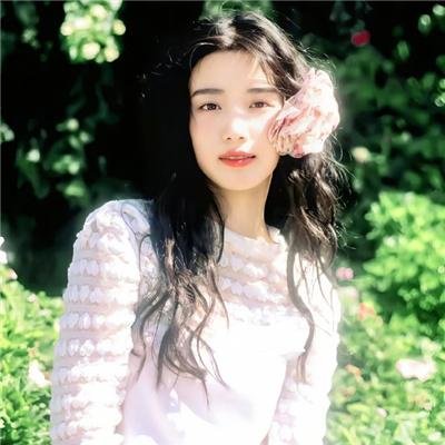 丑小鸭的天鹅湖